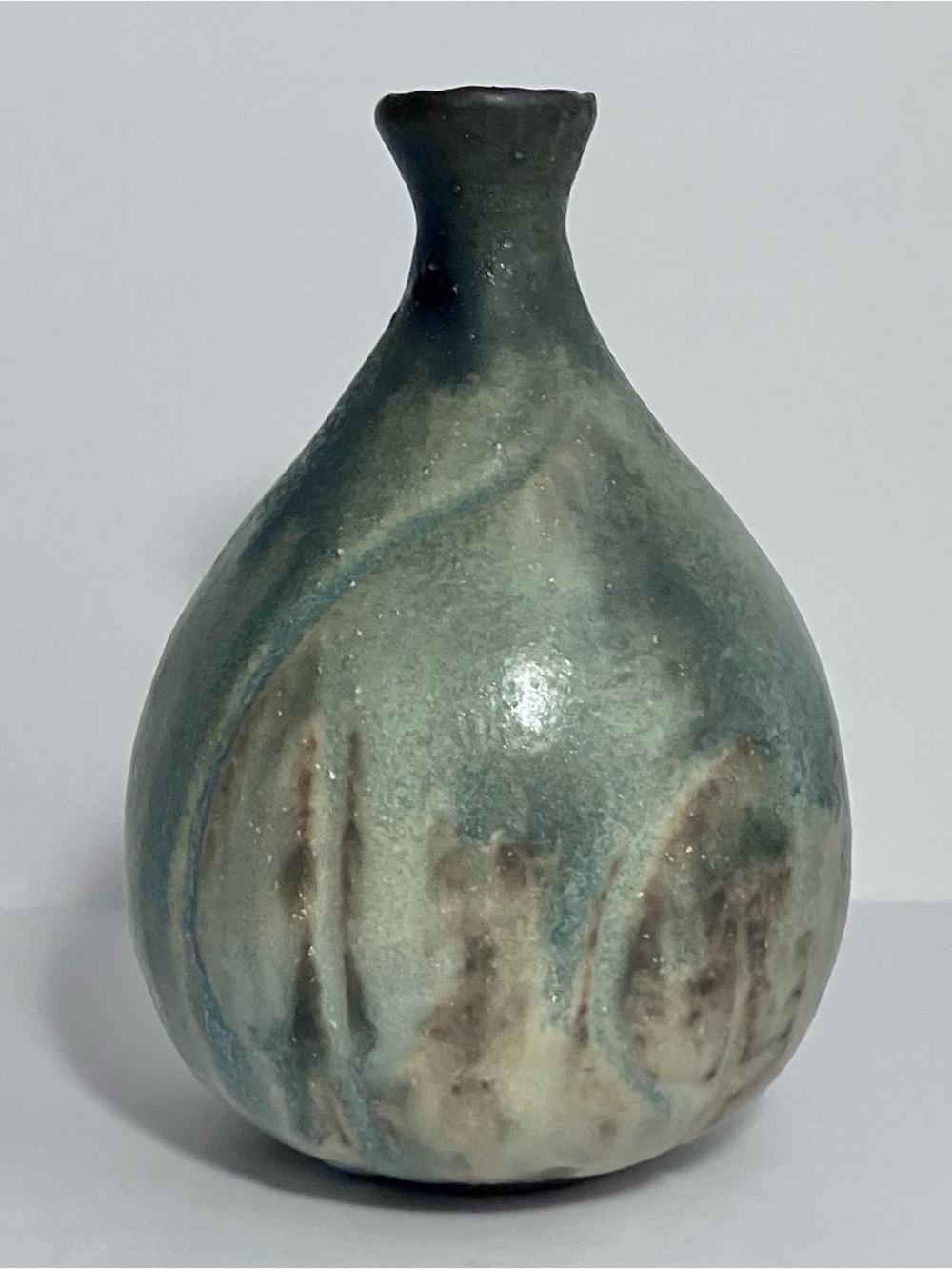 ART POTTERY Bottle Neck SIGNED VASE / Incised & THICK GREEN GLAZE / Mid Century